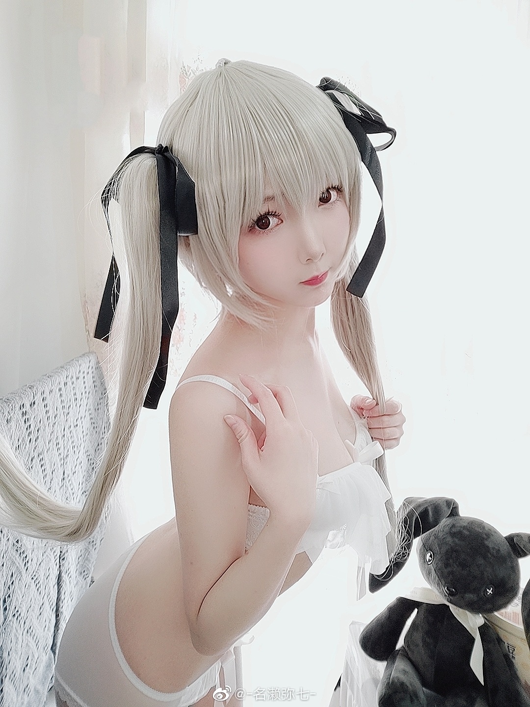 名濑弥七高清写真合集下载！从可爱少女到威严战士，解锁二次元新星 Coser 视觉盛宴
