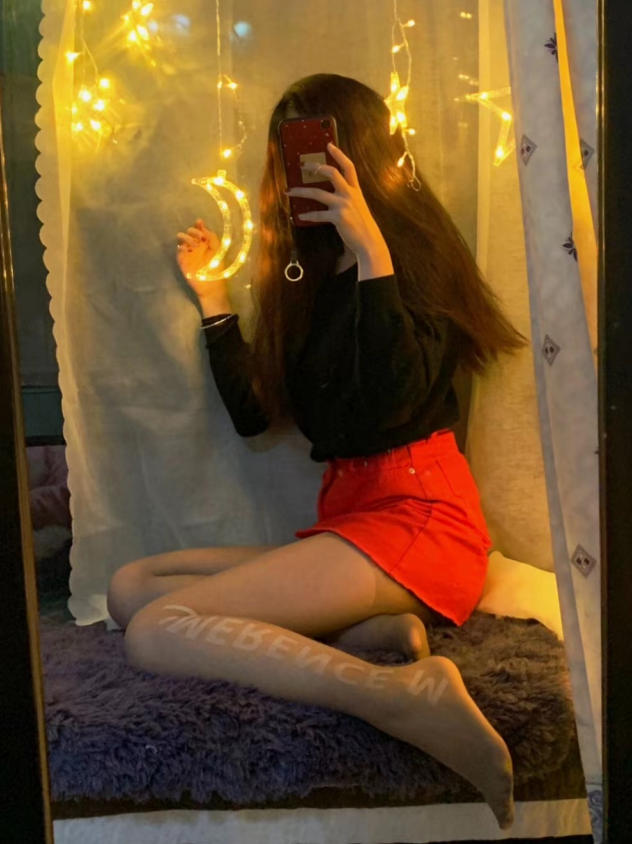 微密圈提袜少女y写真合集下载|丝袜美腿×日常氛围×足控主题高清全集