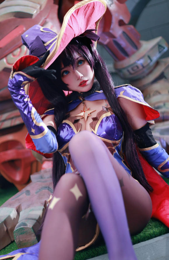 凰儿写真合集下载|抖音同名账号博主的拍摄花絮 + 角色还原作品全收录