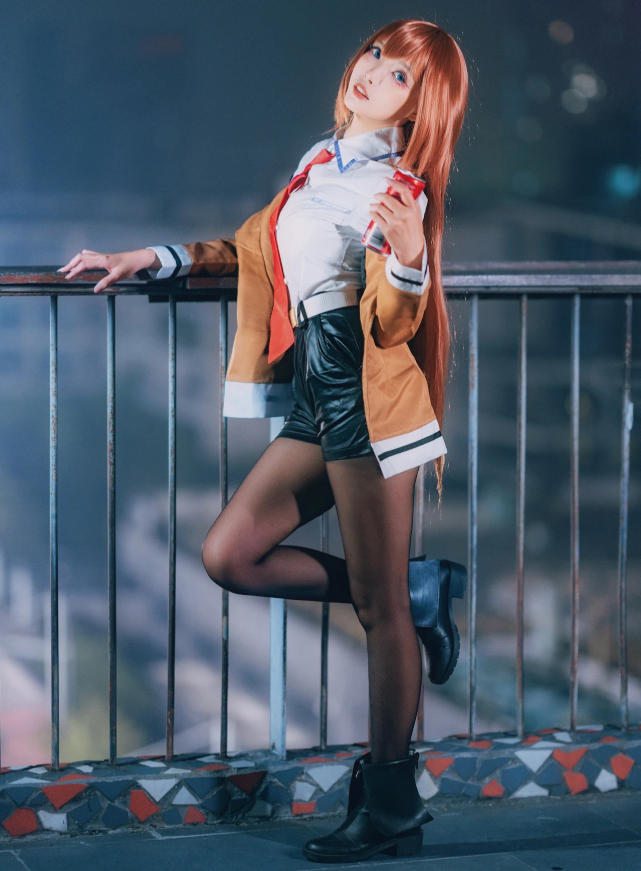 凰儿写真合集下载｜抖音同名账号博主的拍摄花絮 + 角色还原作品全收录