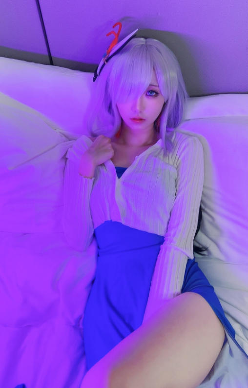 屑雪雪鸭写真合集下载｜反差萌×制服幻想×高清写真合集整理