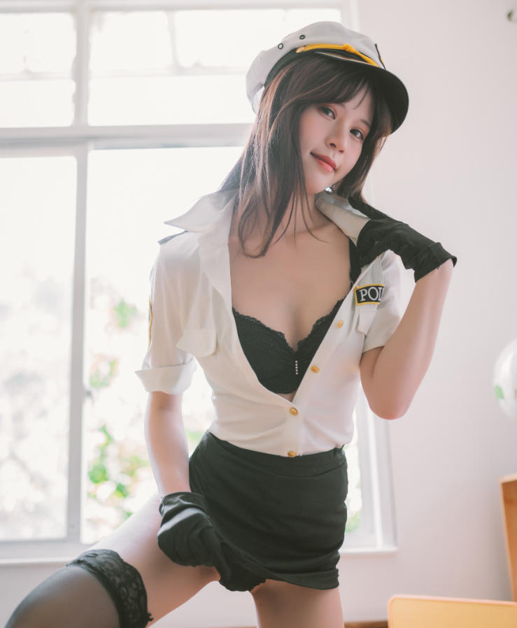 星黛鹿鹿写真合集下载｜千反田鹿子经典角色×甜美×微性感图包